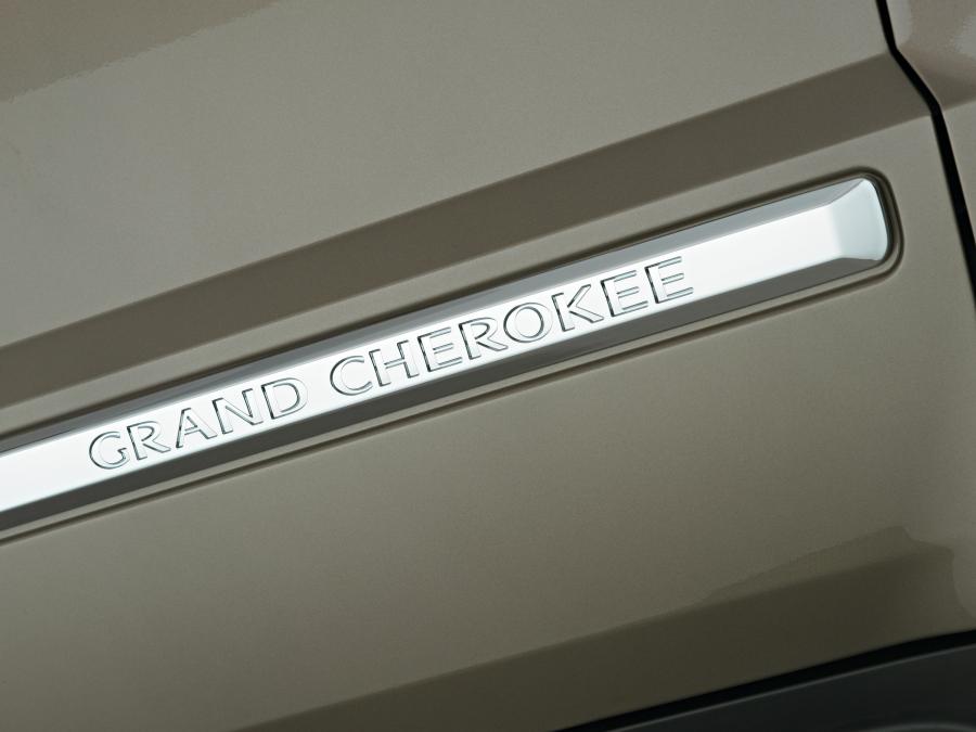  Jeep Grand Cherokee 2005 года  (фото 109 из 133)